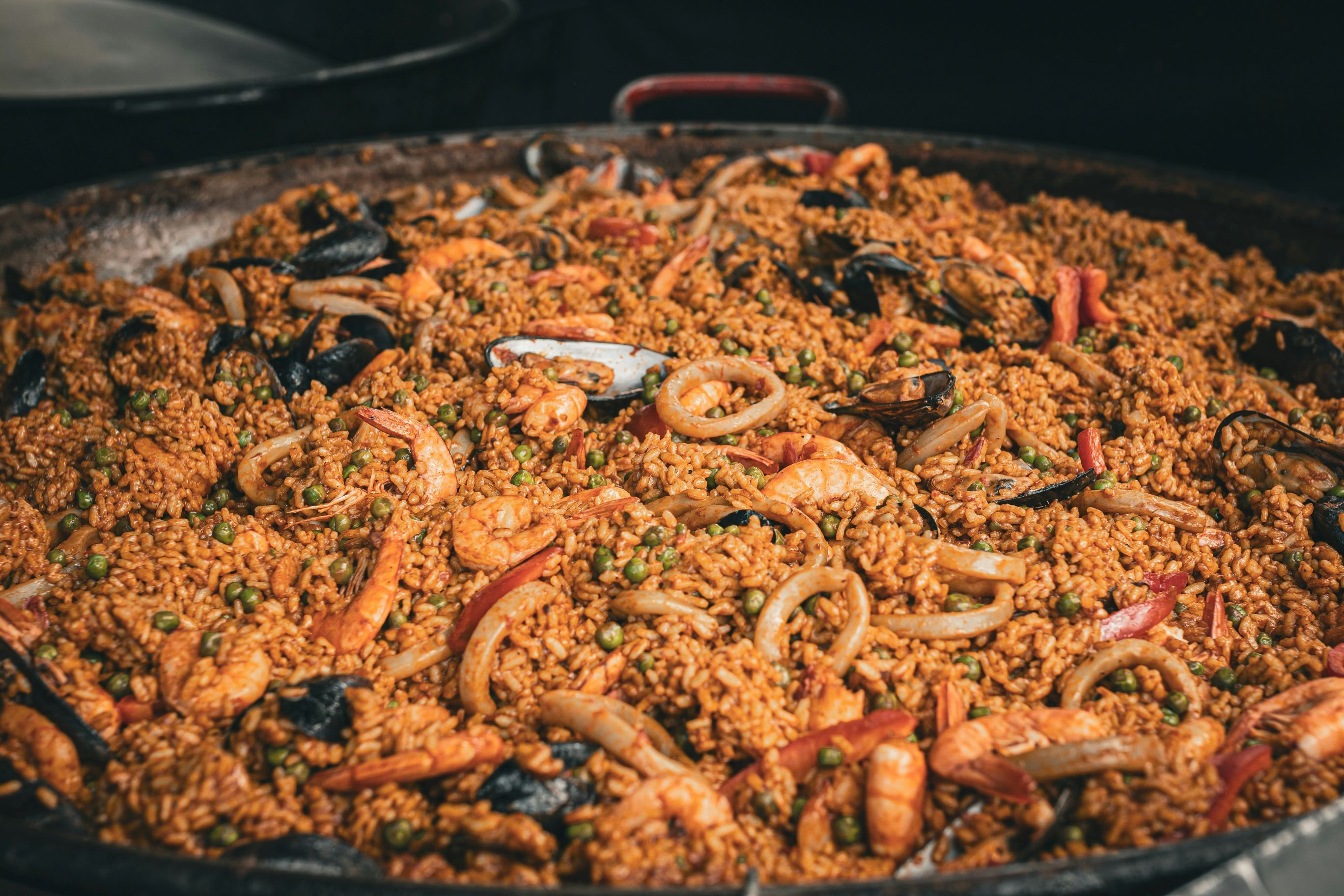 🍽 Spanish Cuisine – 5 Dishes You Must Try in Spain